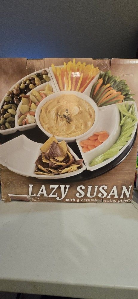 Lazy Susan With 5 Ceramic Serving Pieces