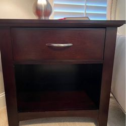 Harvertys End Side Table Solid Wood Cherry 1 Drawer  Very good condition. Couple of bumps etc to top.  Bedside  28 w . 28 h. 18 d