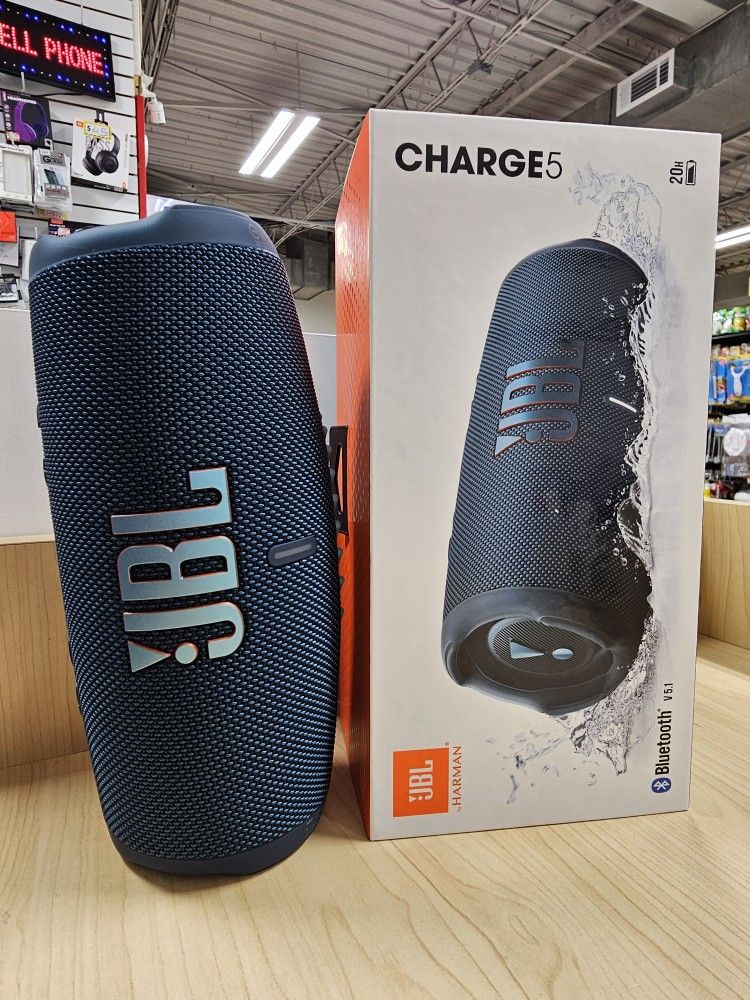 JBL Charge5 100% AUTHENTIC. Live Your Life With Music. Store Pick Up Only.. (2 Colors Available)