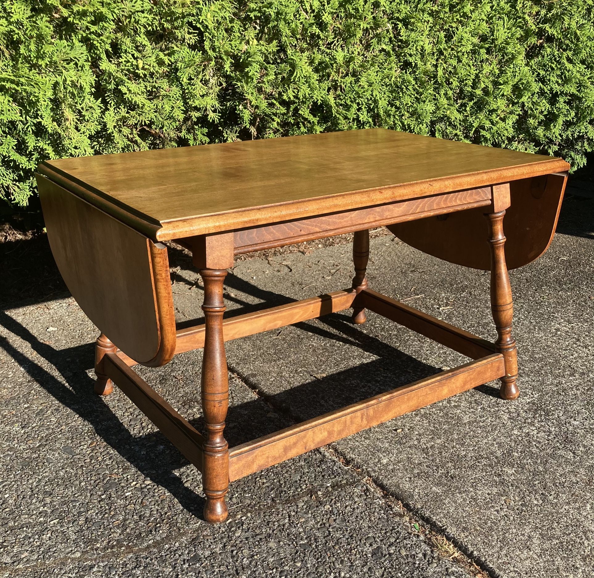 Vintage drop leaf coffee table