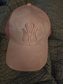 NY Yankees Pink Camo Hat