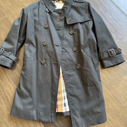 Authentic Kids Burberry Size 6 Trench Coat