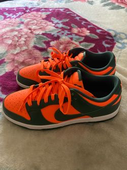 Nikes size 8 1/2