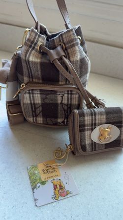 Vintage Winnie Crossbody bag and matching wallet Vintage winter pooh, Crossbody bag and matching wallet