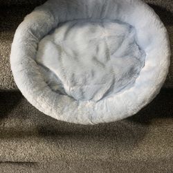 Nice Warm Pet Bed! 
