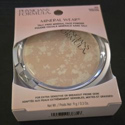 *NEW* Physician's Formula Mineral Wear Pressed Powder - Translucent