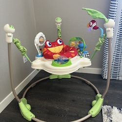 Fisher-Price Rainforest baby jumper bouncer