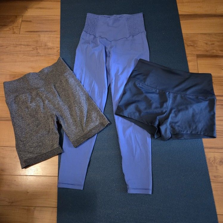 Ladies Size Medium Athletic Clothing