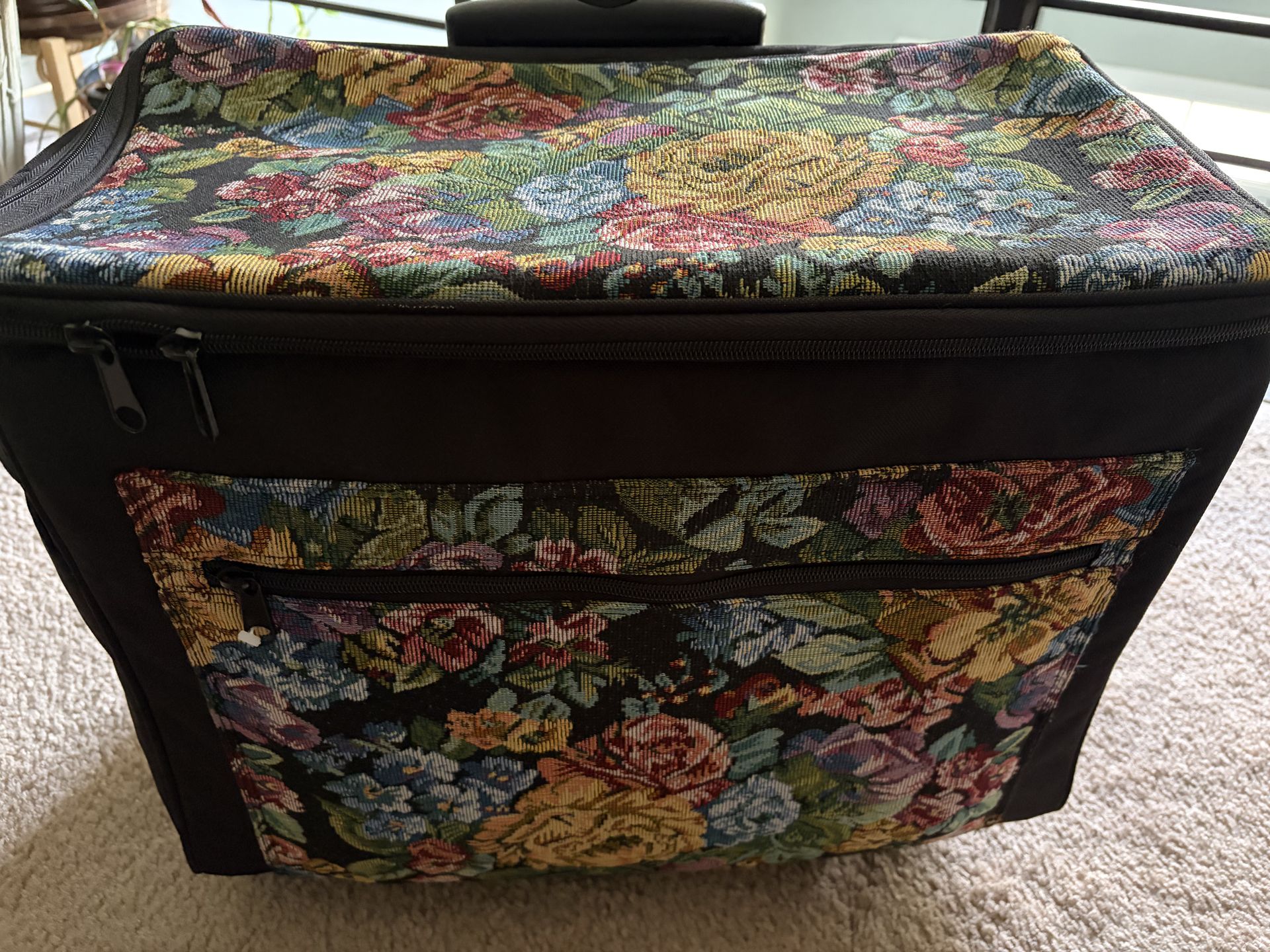 rolling sewing machine tote