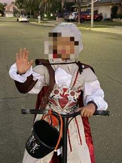 Halloween Costume $10, Size 8