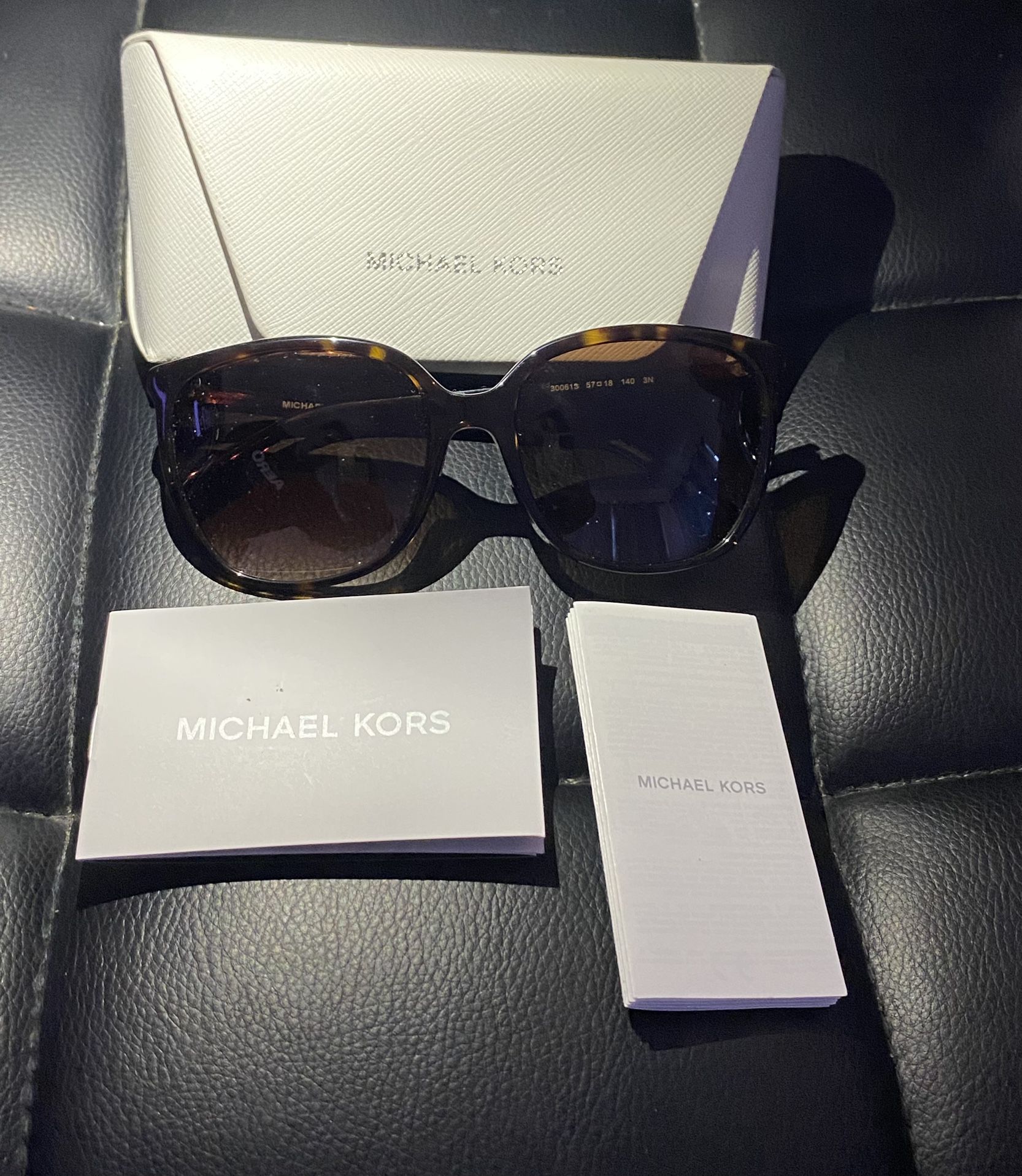 MICHAEL KORS Sunglasses