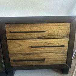 2 Nightstands And A Dresser/entertainment Center For Sale 