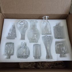 19 Vintage Bud Vases