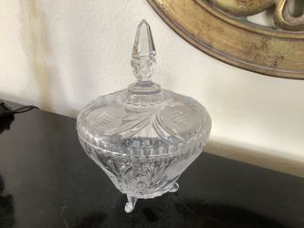Beautiful crystal footed candy dish, vintage.