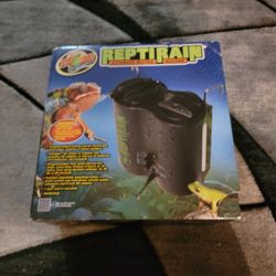 Zoo Med Reptirain