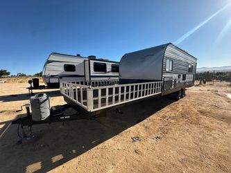 2015 toy haulers wolf pack