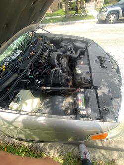 2002 Lincoln tow car