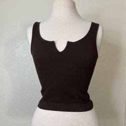 Brown short sleeve crop top