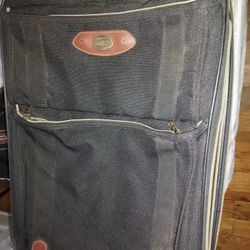 American Tourister 4 Piece Luggage Set