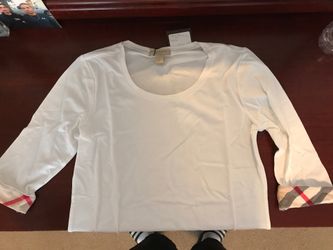 Burberry t shirt