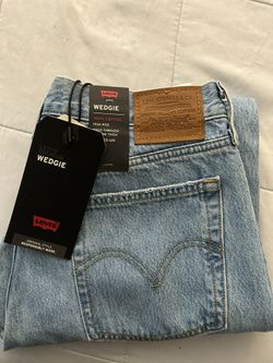 New Levi's 