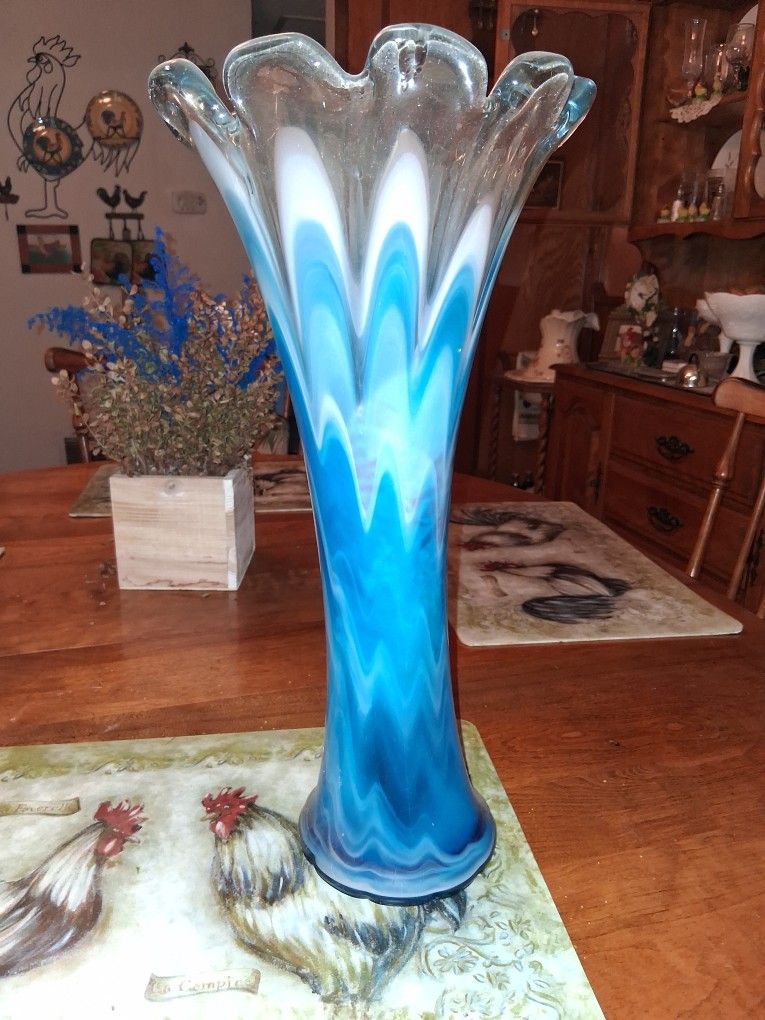 Vintage Stretch Glass Vase