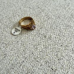 Vintage 14KT HGE Reversible Ring with Amethyst & Cubic Zirconia Stones. Size 9. One ring with two looks. This is one of the unique and reversible stat