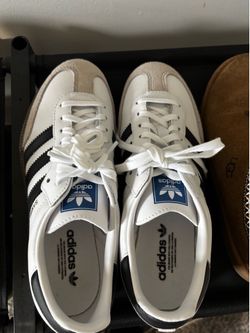 Women’s adidas Sneakers Size 6