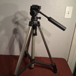 Ambico Camera Tripod 
