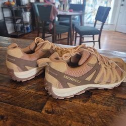 Woman shoes Size 7, 9.5 and 11