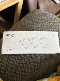 Smart sockets by Gosuna