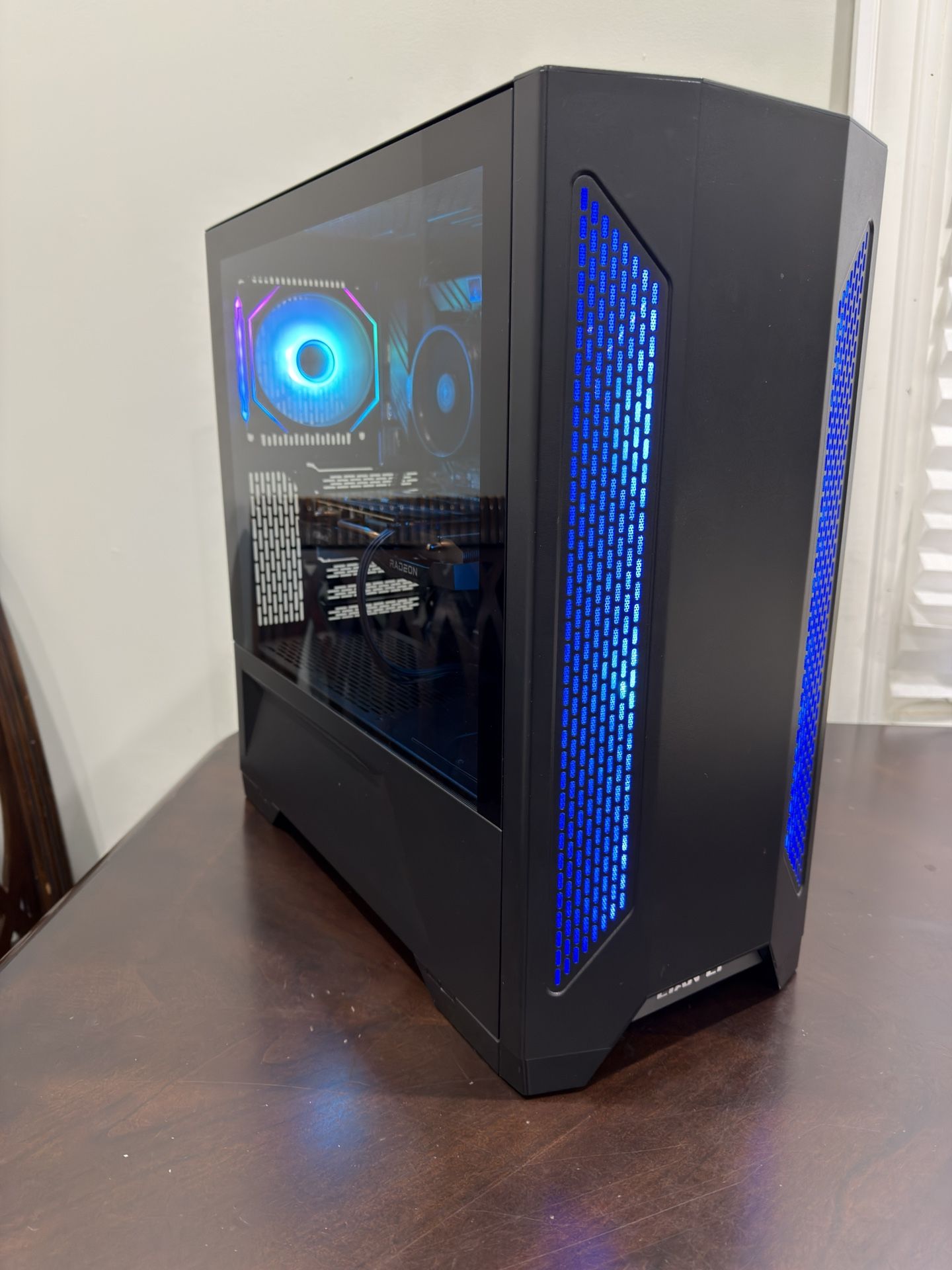 Gaming PC – Ryzen 5 3600 / RX 6650 XT