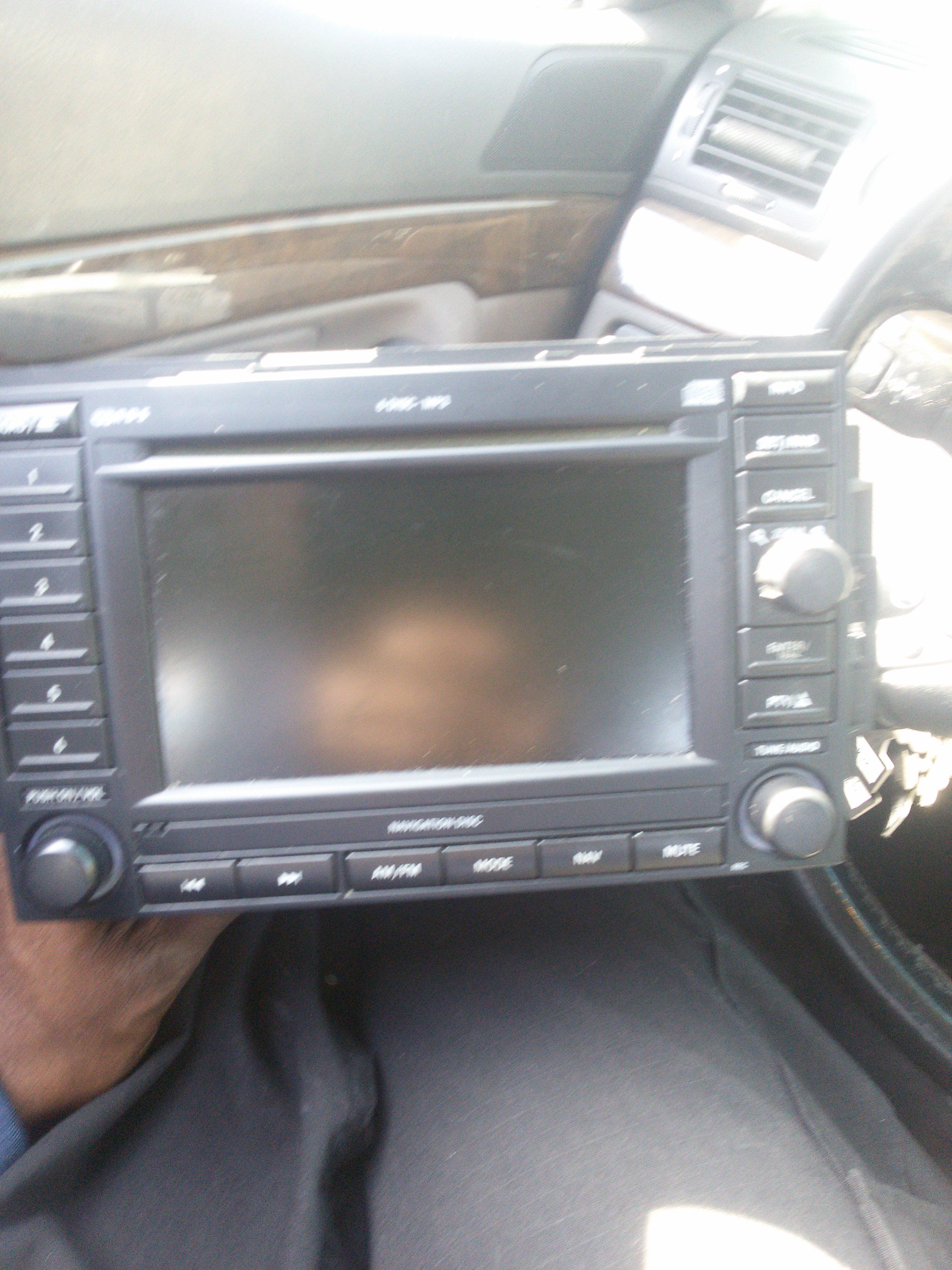 Chrysler DVD/ Navi/ 6 Disc Changer Radio