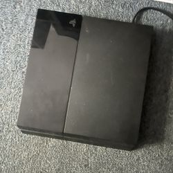 PS4 w Power Cable& HDMI / No Controller