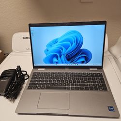 Dell Precision 15.6 Inch Widescreen Intel I7-11850H 32 GB Ram Memory 512 GB SSD Nvidia Graphics GPU 