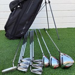 Ladies Taylormade Stealth Golf Set with Ladies Taylormade FlexTech Golf Bag