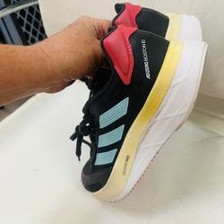 Addias 8.5 Like New Women’s