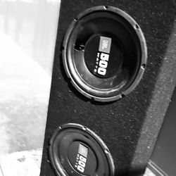 JBL audios 12inch Cracked Needs Taped