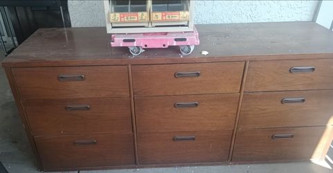 Wood dresser