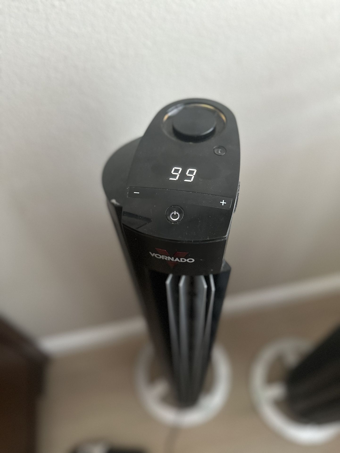 42” Vornado Tower Circulatingp Fan NGT425