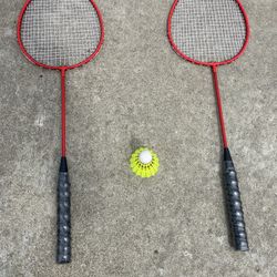 Red Badminton Rackets Set w/ Shuttlecock