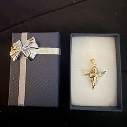 14k Angel 4.4 Grams 400$ First Come First Serve Price Firm Spot Price Take Crypto As Payment 