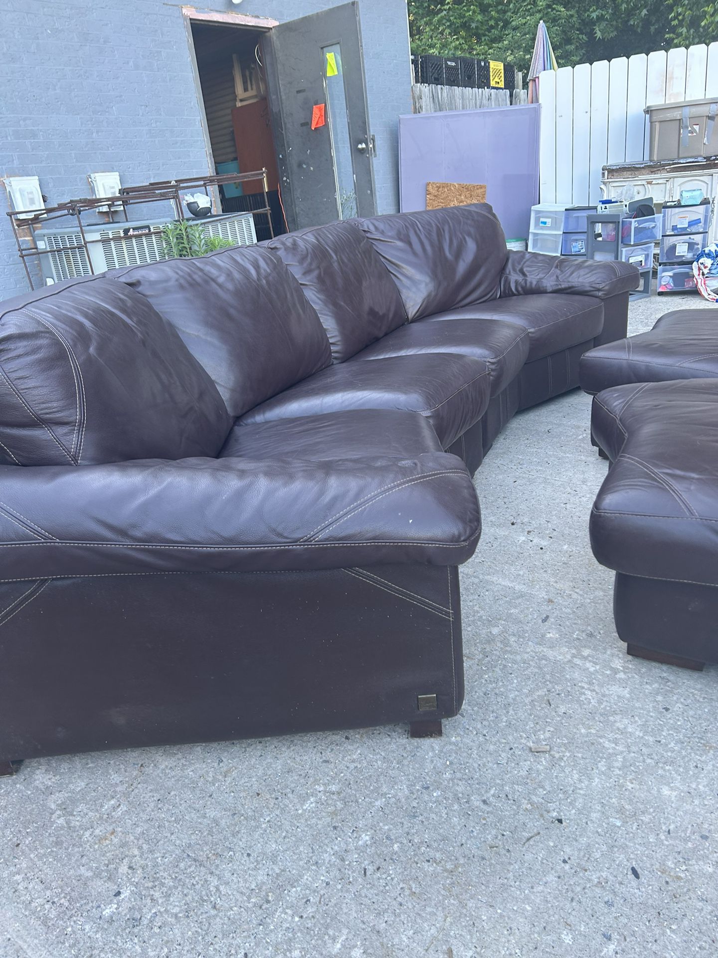 John Elway Leather Sofa Set ( Fayetteville Ga  )