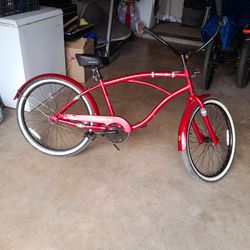 Cruiser Bike  Ready To Go  70 Dllrs  Obo Pick Up Only 