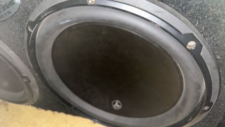 2 12 inch Jl audio subs