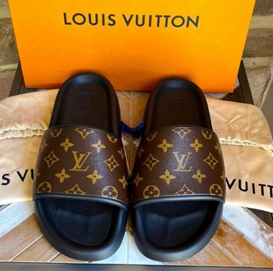 Louis Vuitton Slides Brand New , I've Got Too Much Designer So I'm Trying To Thin It Out