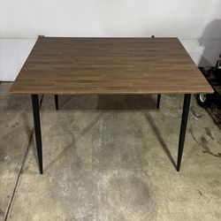 Brown Table And Chairs