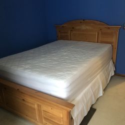 Can you say bed with headboard and footboard solid wood?