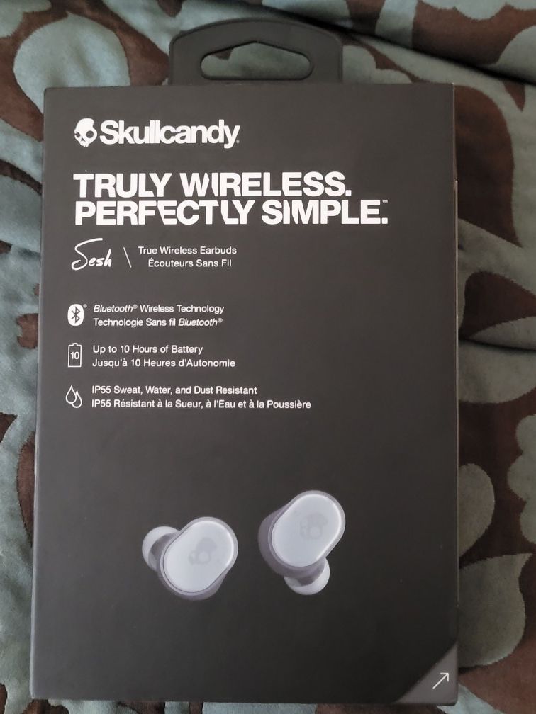 Skullcap wireless earbuds