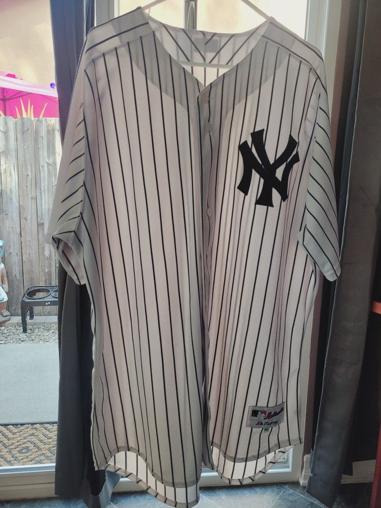 New York Yankees Jersey Size 52/XL